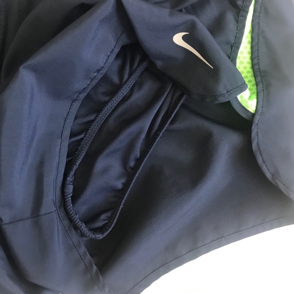 Nike Dri Fit Shorts - Picture 5 of 6